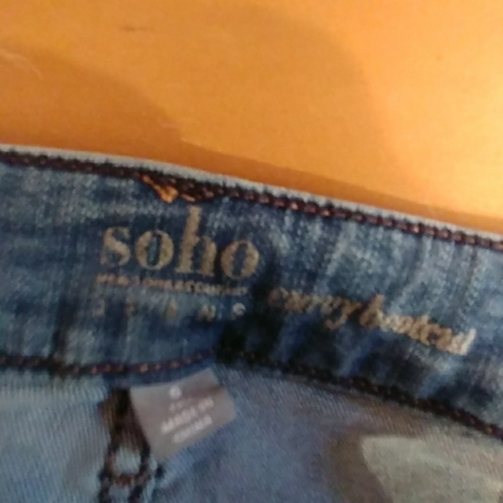 Jeans - Picture 2 of 2